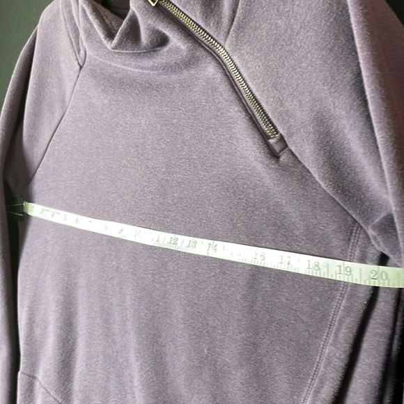 Athleta women’s purple Asymmetrical Zip Pullover medium with 2 zipper pockets - Picture 9 of 16